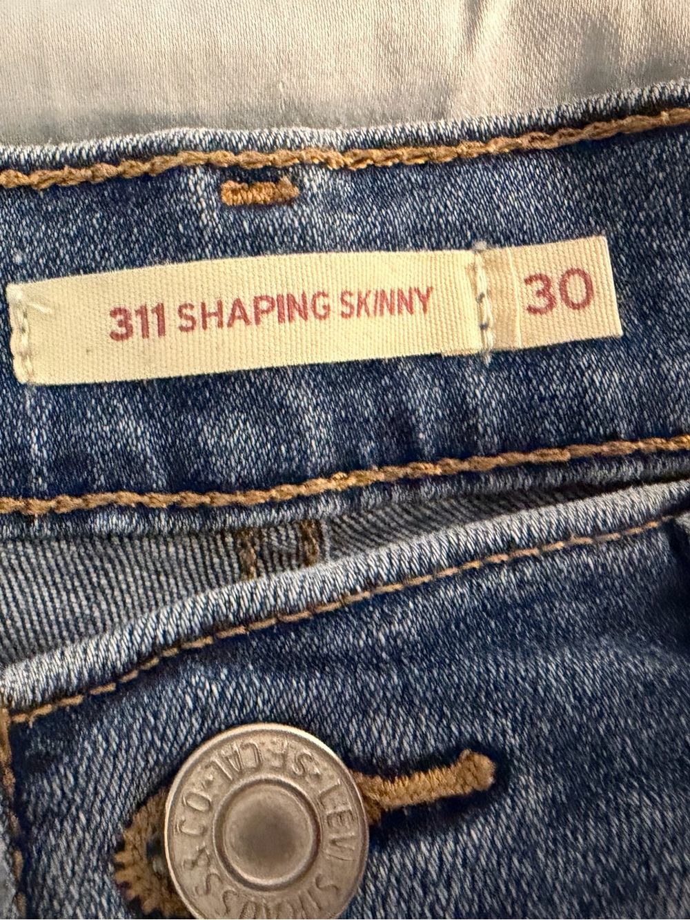 311 Shaping Skinny Denim Jeans - Medium Blue